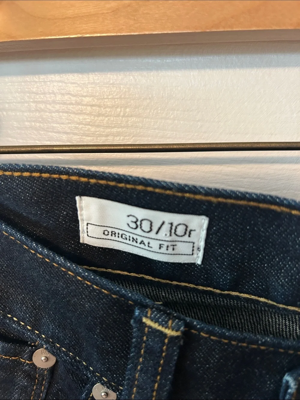 GAP 1969 women’s Dark Indigo Straight Jeans
